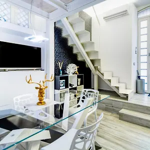 דירה Stesicoro Exclusive House, קטאניה